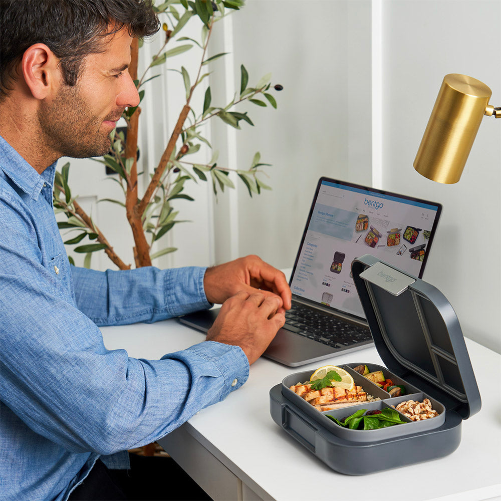 bentgo-modern-lunch-box-and-snack-cup-g8 BGMDNBDL-DG_4.jpg